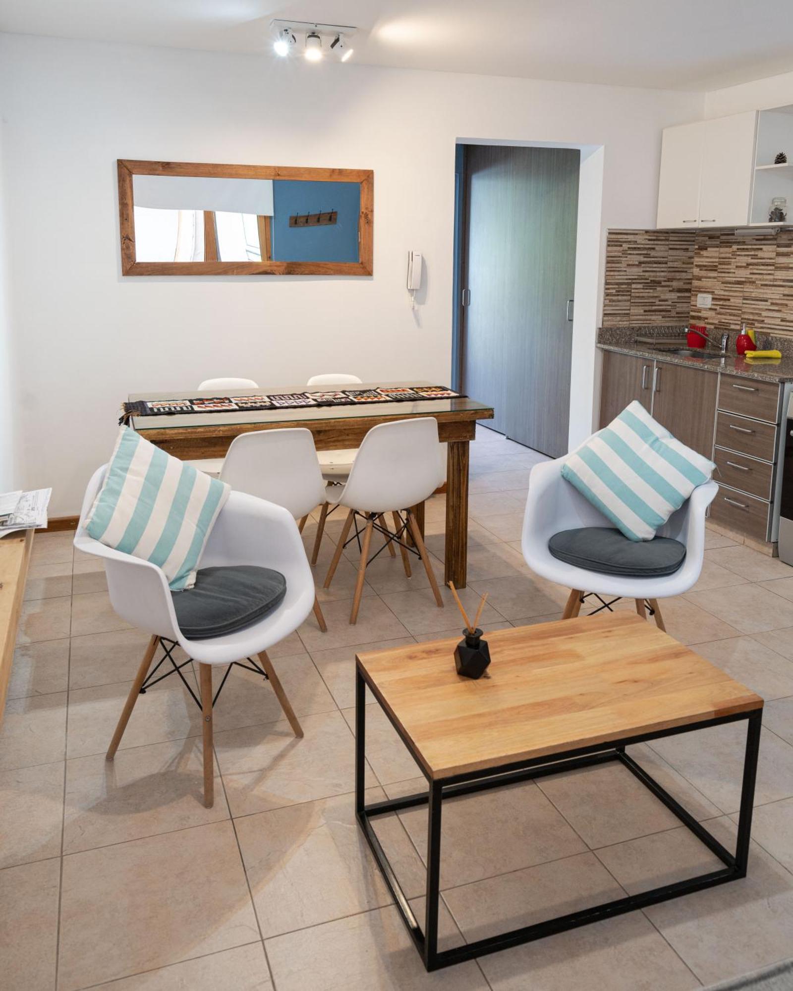 Moderno Departamento Centrico En San Martin De Los Andes - Habitatsma Екстериор снимка